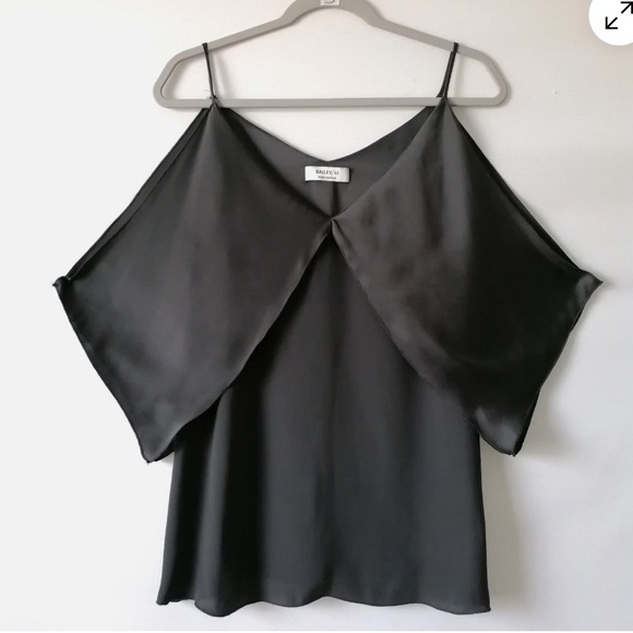 Bailey 44 Kate Cold Shoulder Satin Cami Top Navy Size XS Cut Out V Neck Blouse - Picture 1 of 7
